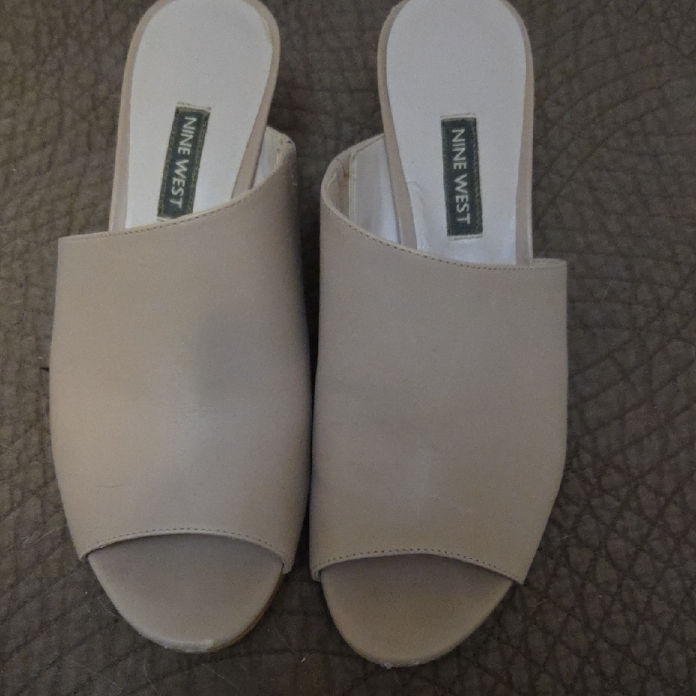 Nine West Women's Tan Mules